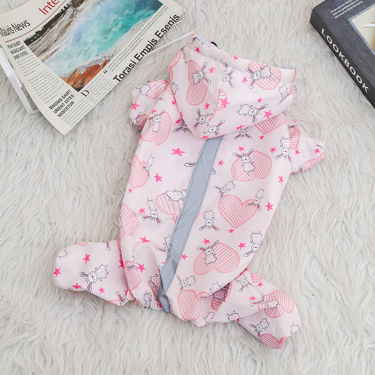 Lightweight Dog Raincoat – 4-Leg, Reflective Gear_CWMM7310