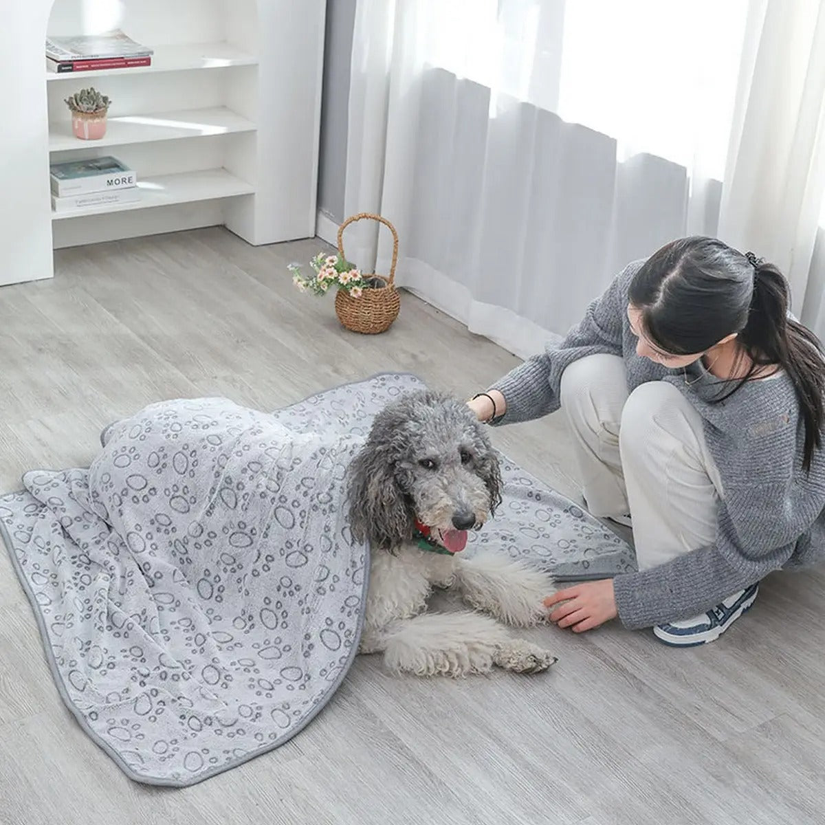 Paw Print Plush Dog Mat, Pet Comfort Blanket_CWMM5268