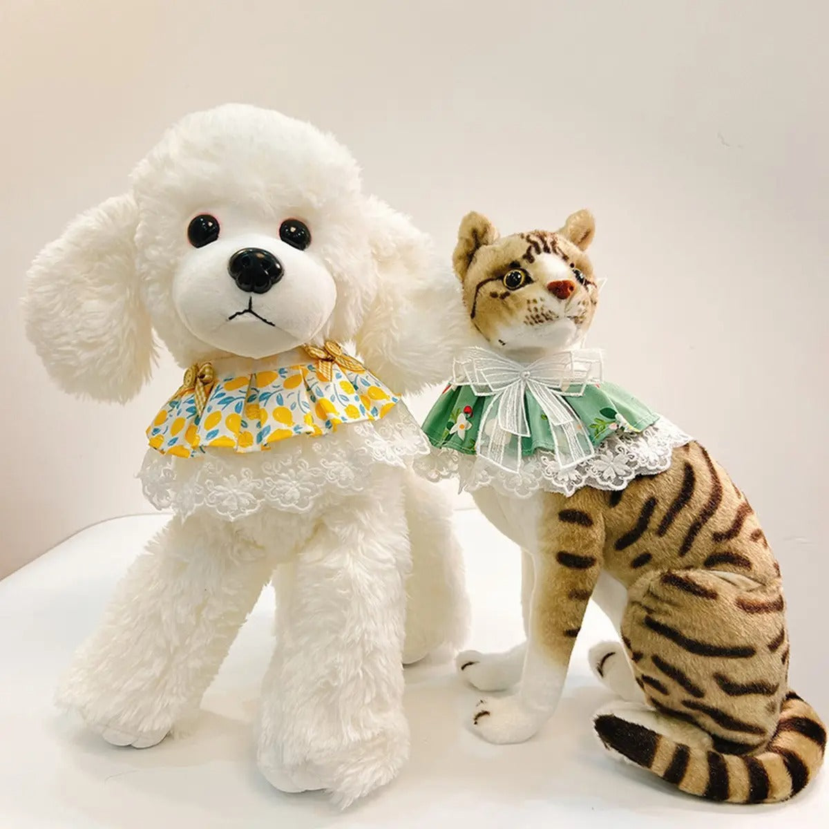 Pet Bib for Cats & Dogs – Stylish & Soft_CWMM8138