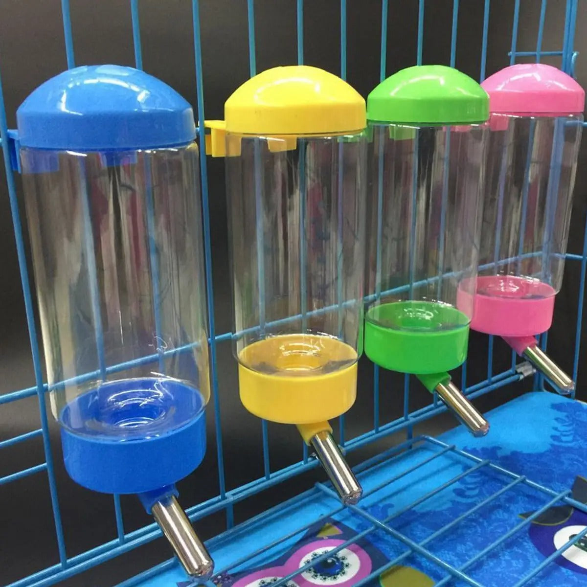 Hanging simple automatic pet drinking fountain_CWMM5395