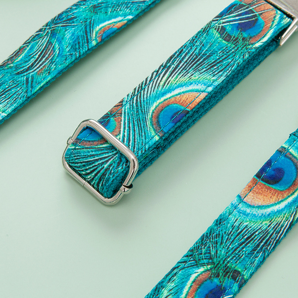 Big Dog Collar – Peacock Print with Metal Clip_CWMM7090