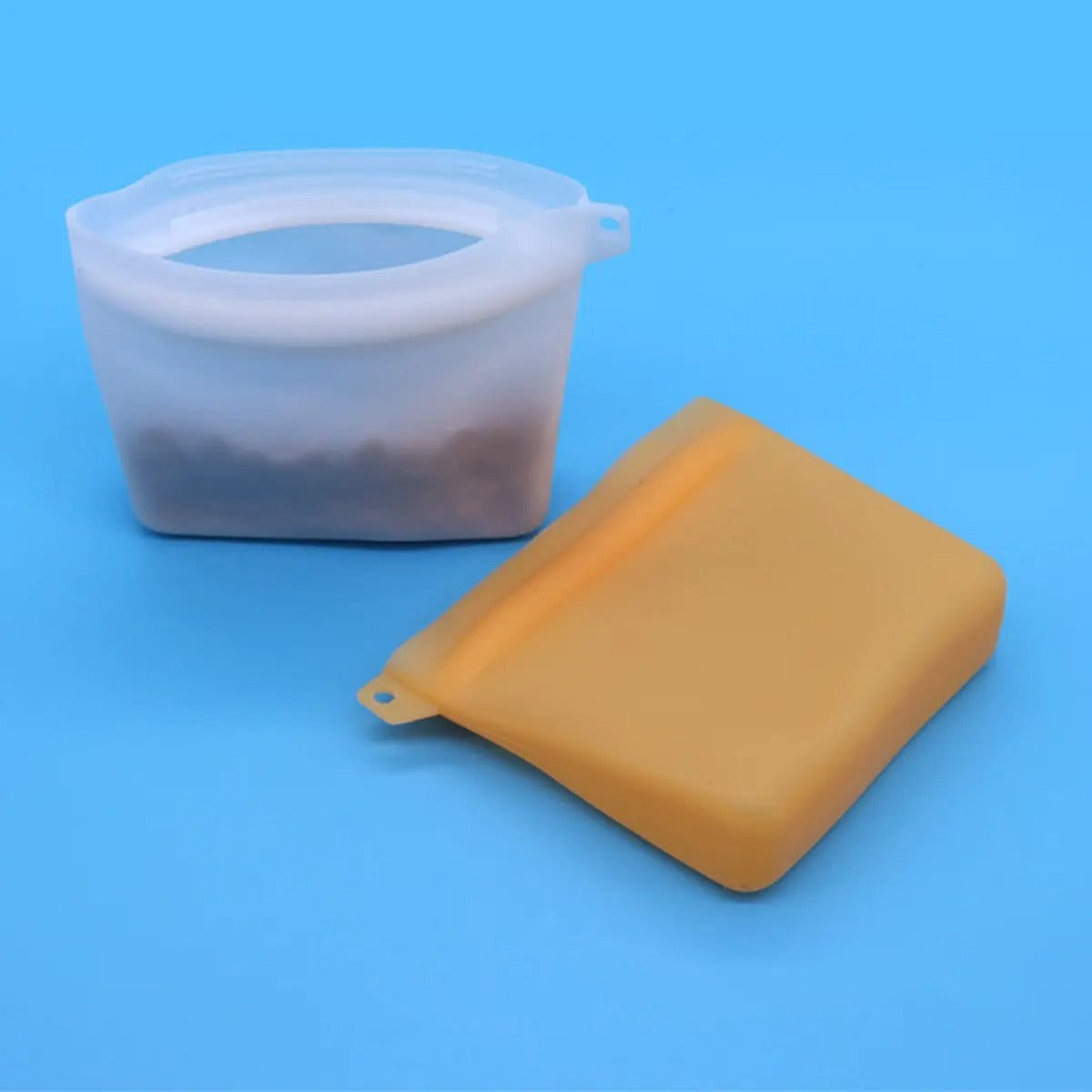 Dog Treat Bag – Silicone, Waterproof & Portable_CWMM7957