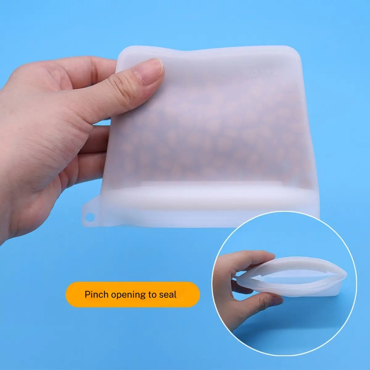 Dog Treat Bag – Silicone, Waterproof & Portable_CWMM7957