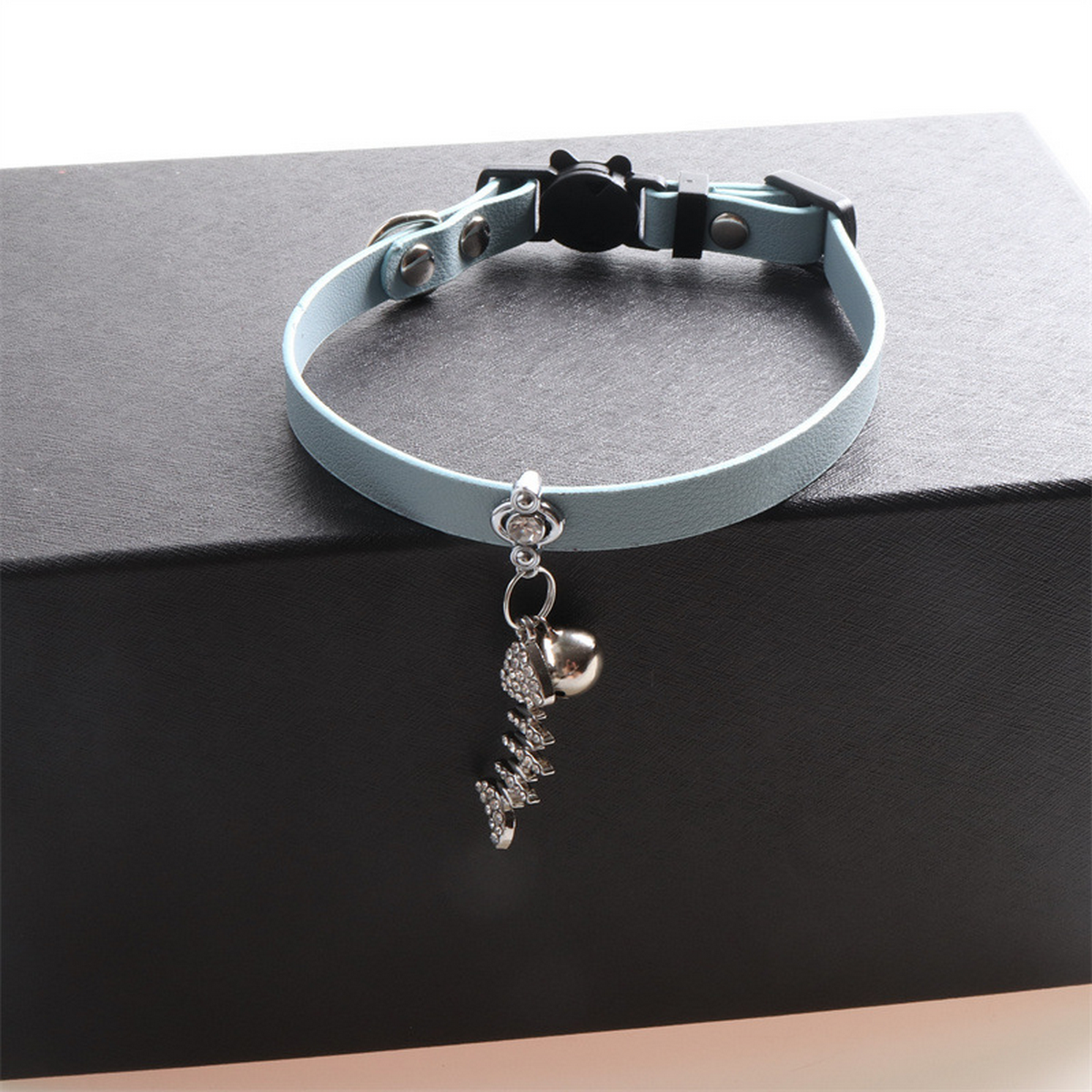 Macaron PU Cat Collar with Rhinestone Fishbone_CWMM7749