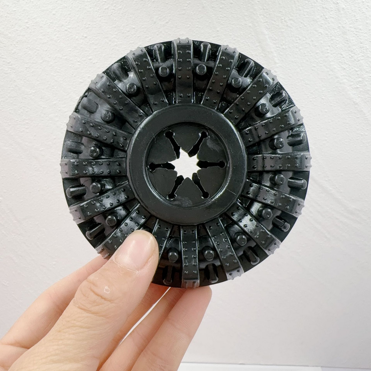 Chew Tire Toy for Dogs - Durable & Teeth Cleaning_CWMM7204