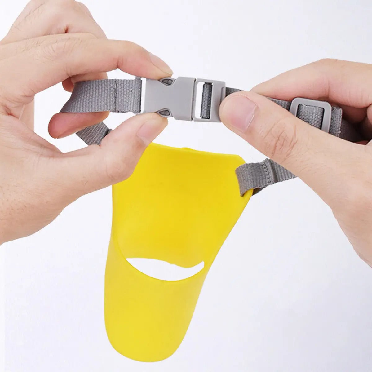 Adjustable Dog Muzzle for Biting & Chewing_CWMM6264