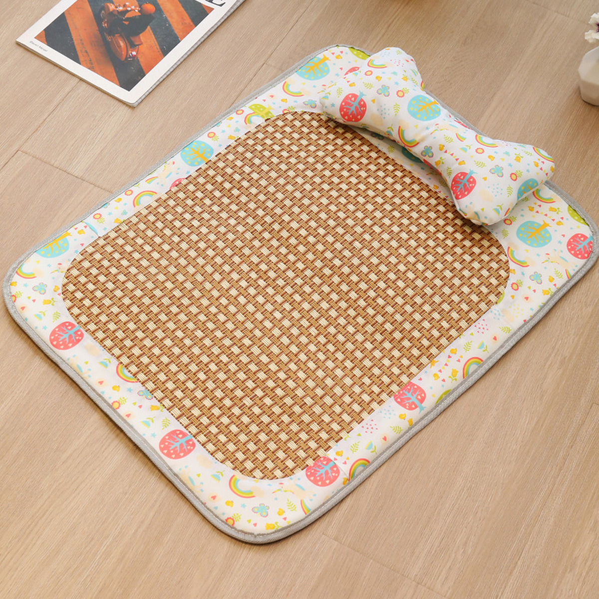 Durable Cooling Pet Bed Mat – All-Season Use_CWMM7851