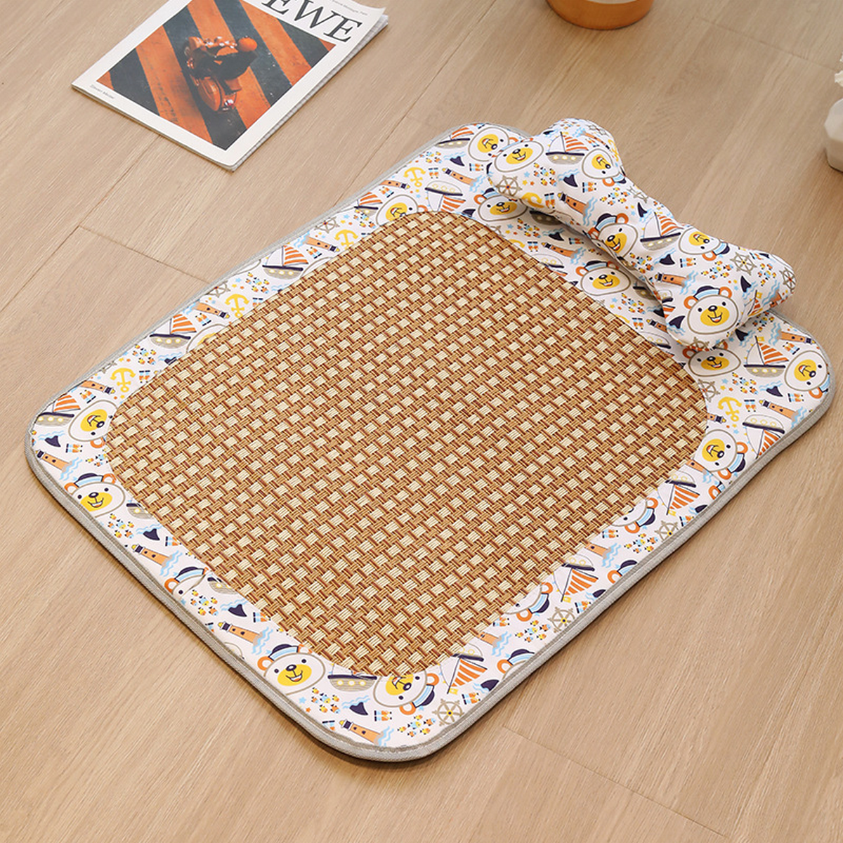 Durable Cooling Pet Bed Mat – All-Season Use_CWMM7851