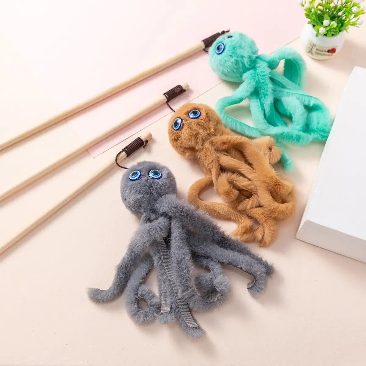 Octopus Teaser Wand – Plush Cat Toy with Wooden Rod_CWMM6802