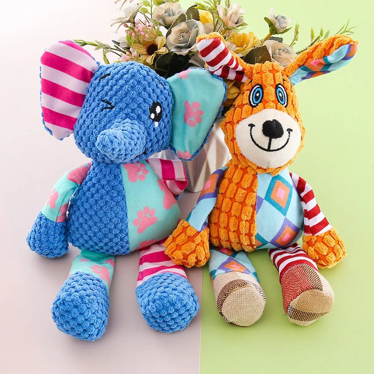 Cute Squeaky Plush Dog Toy – Durable & Fun_CWMM5421