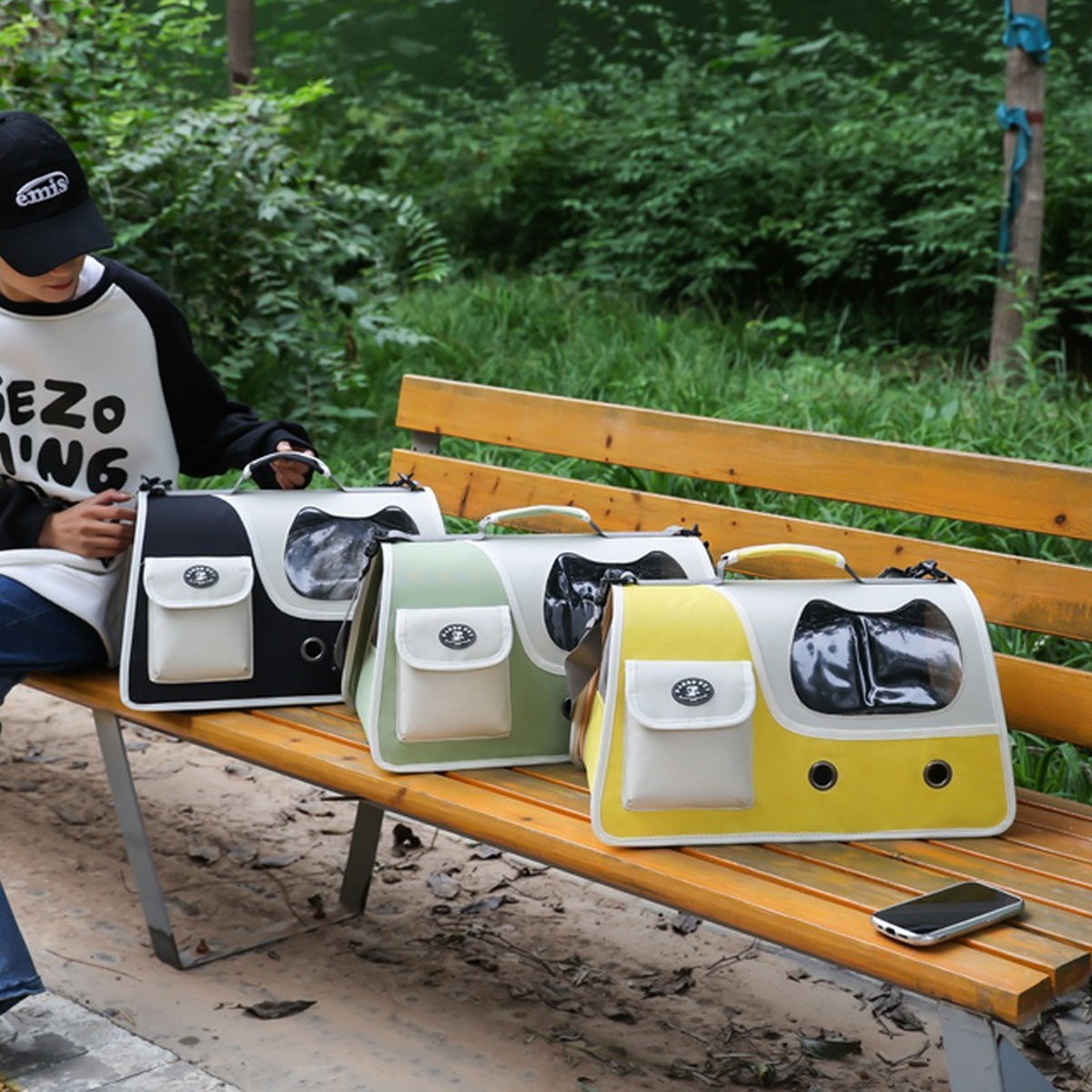 FlexiPaws Foldable Pet Travel Bag_CWMM6851