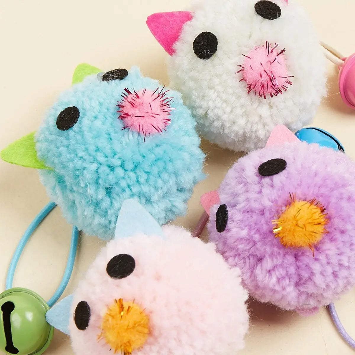 Cute Mouse Cat Toy with Bell – Fun & Self-Play_CWMM6806