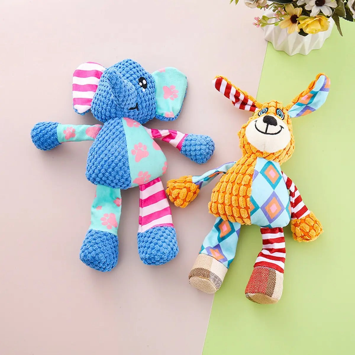 Cute Squeaky Plush Dog Toy – Durable & Fun_CWMM5421