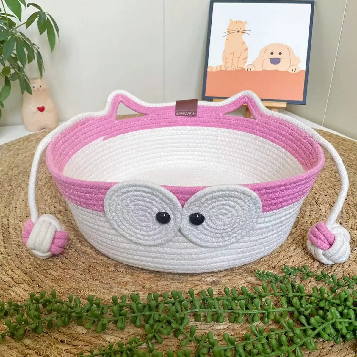 Handmade Woven Cat Bed with Play Ball_CWMM6560