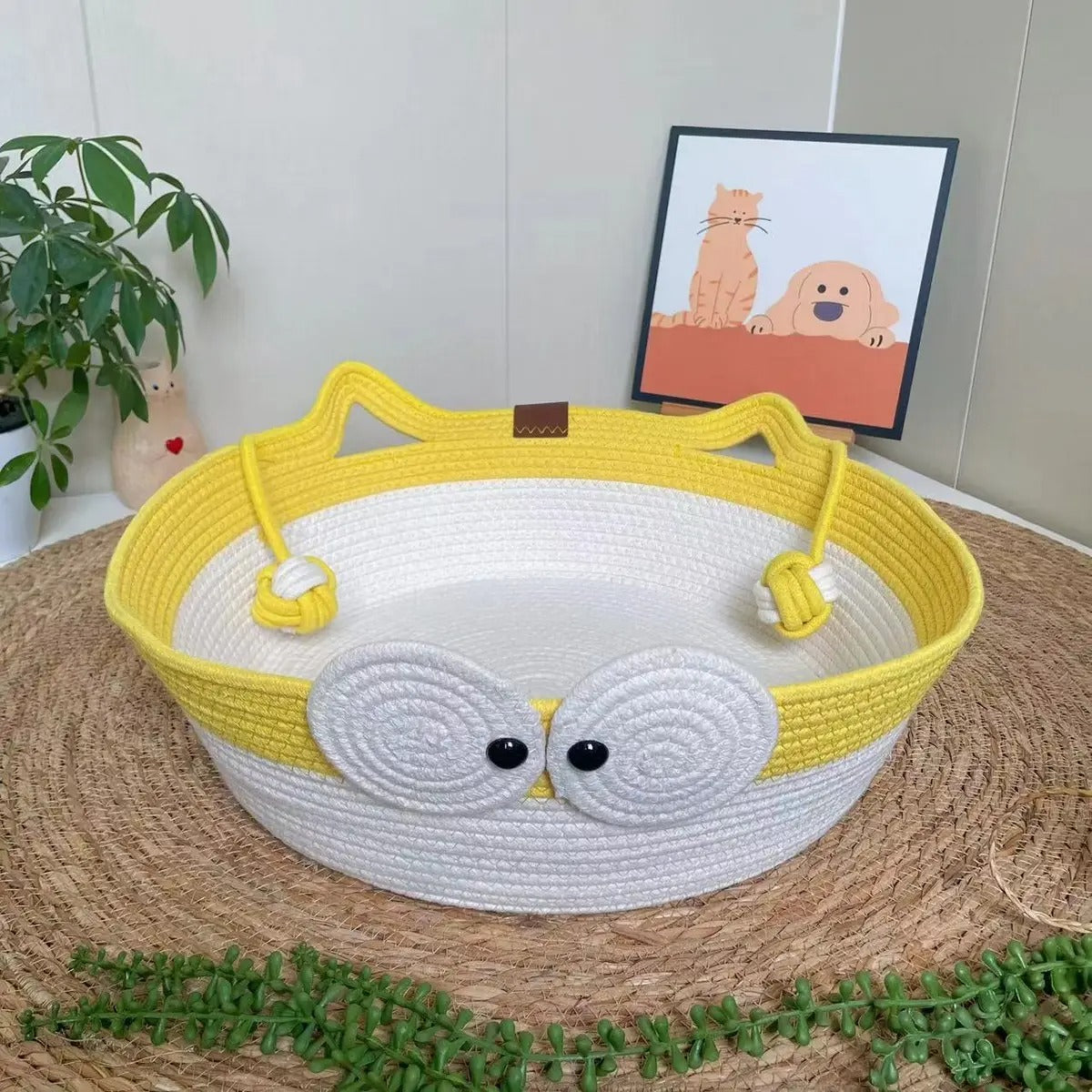 Handmade Woven Cat Bed with Play Ball_CWMM6560