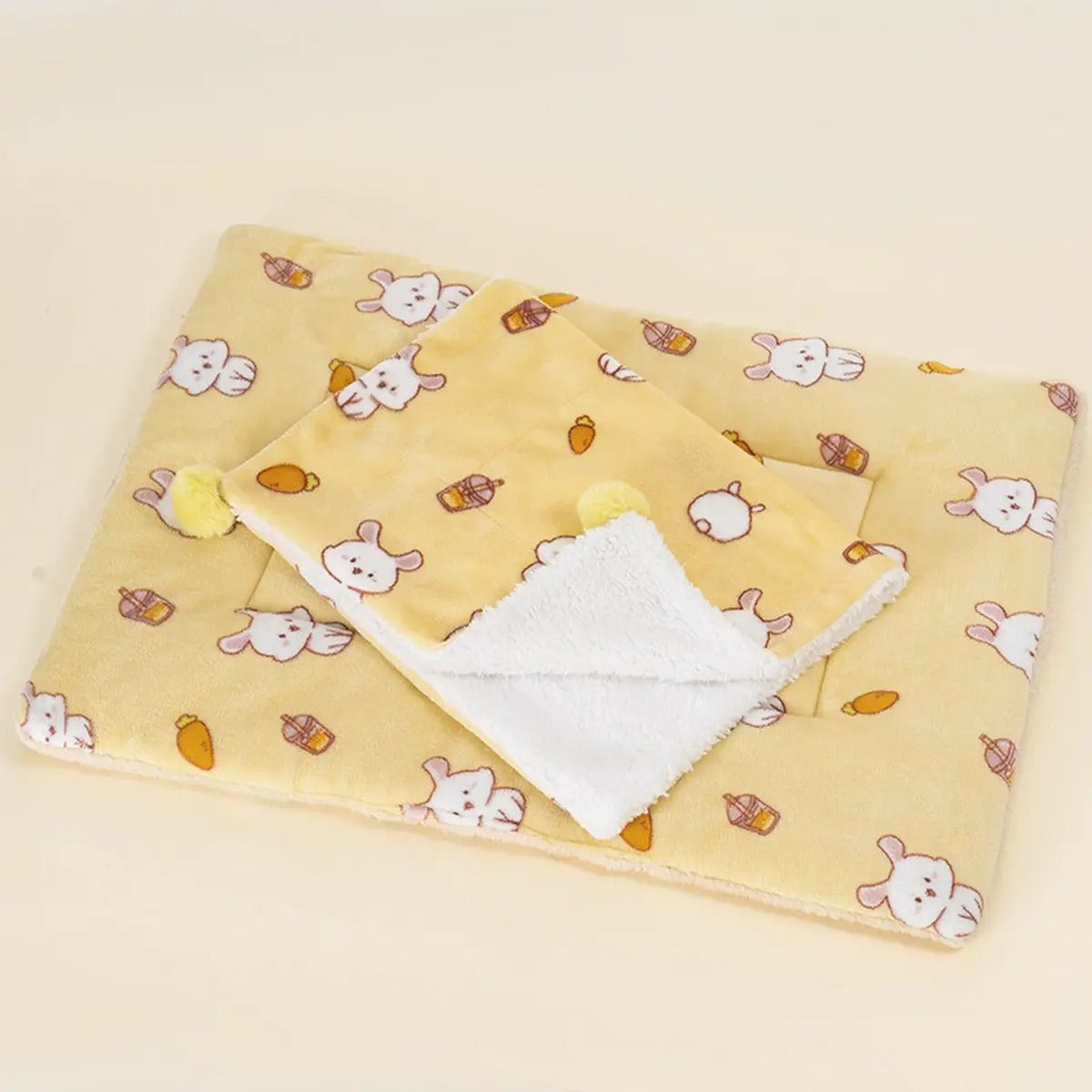 Flannel Pet Blanket for Winter Cozy Comfort_CWMM6268