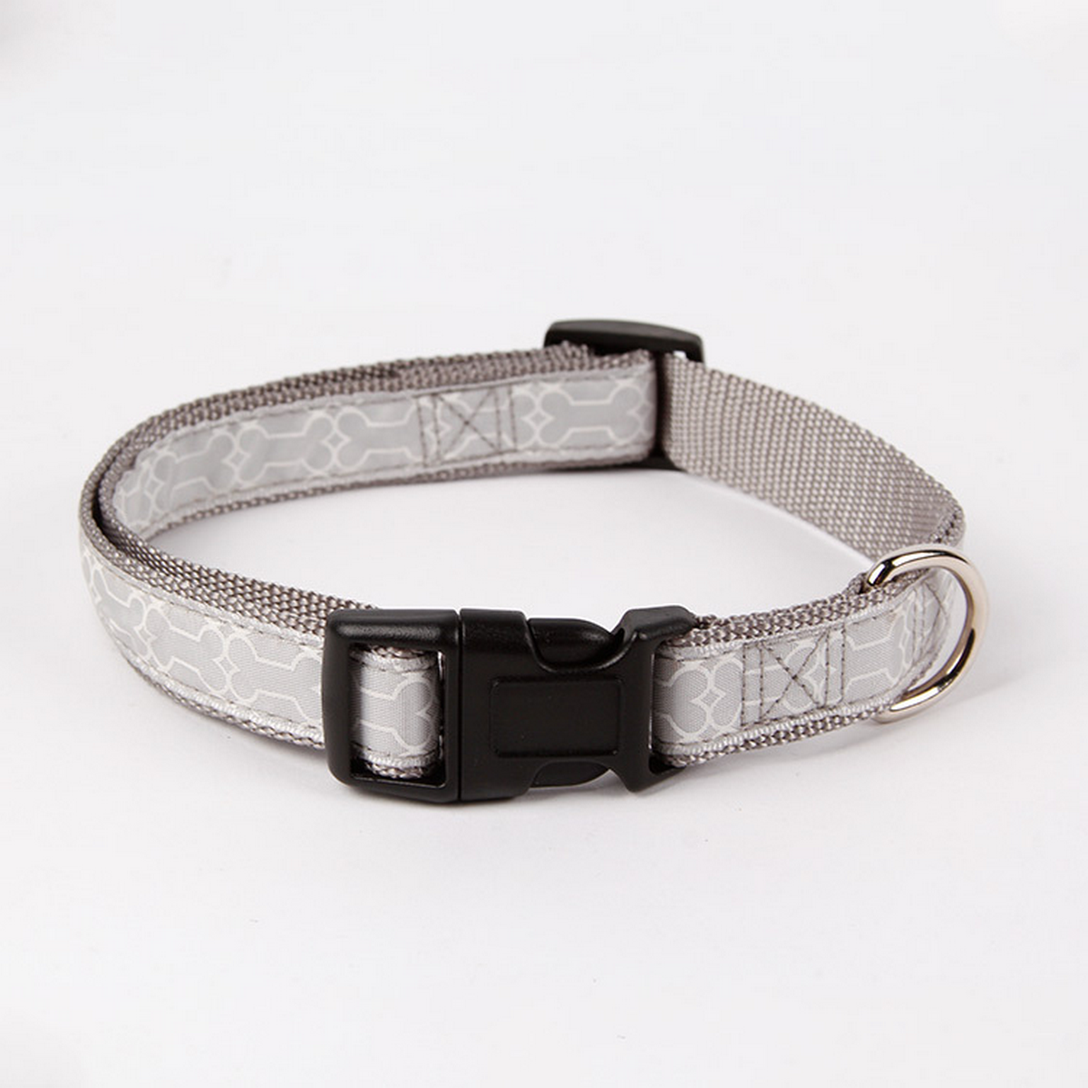 Adjustable Dog Collar with Bone Design for Walks_CWMM7435