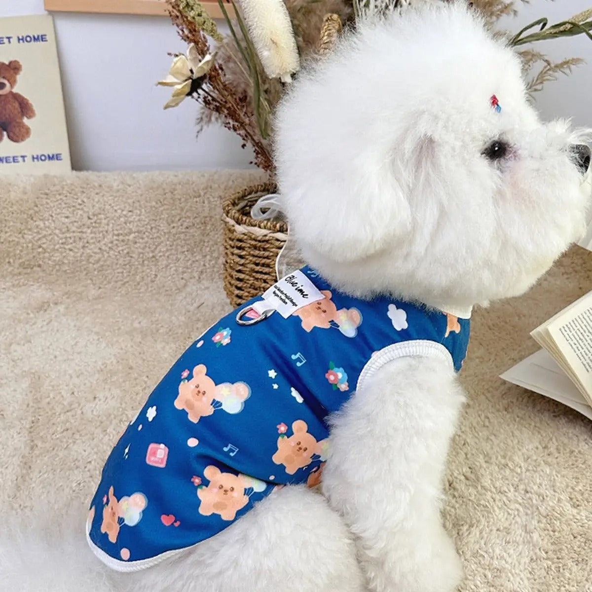Four Seasons Pet Vest – Soft Fluff, Leash Design_CWMM5851