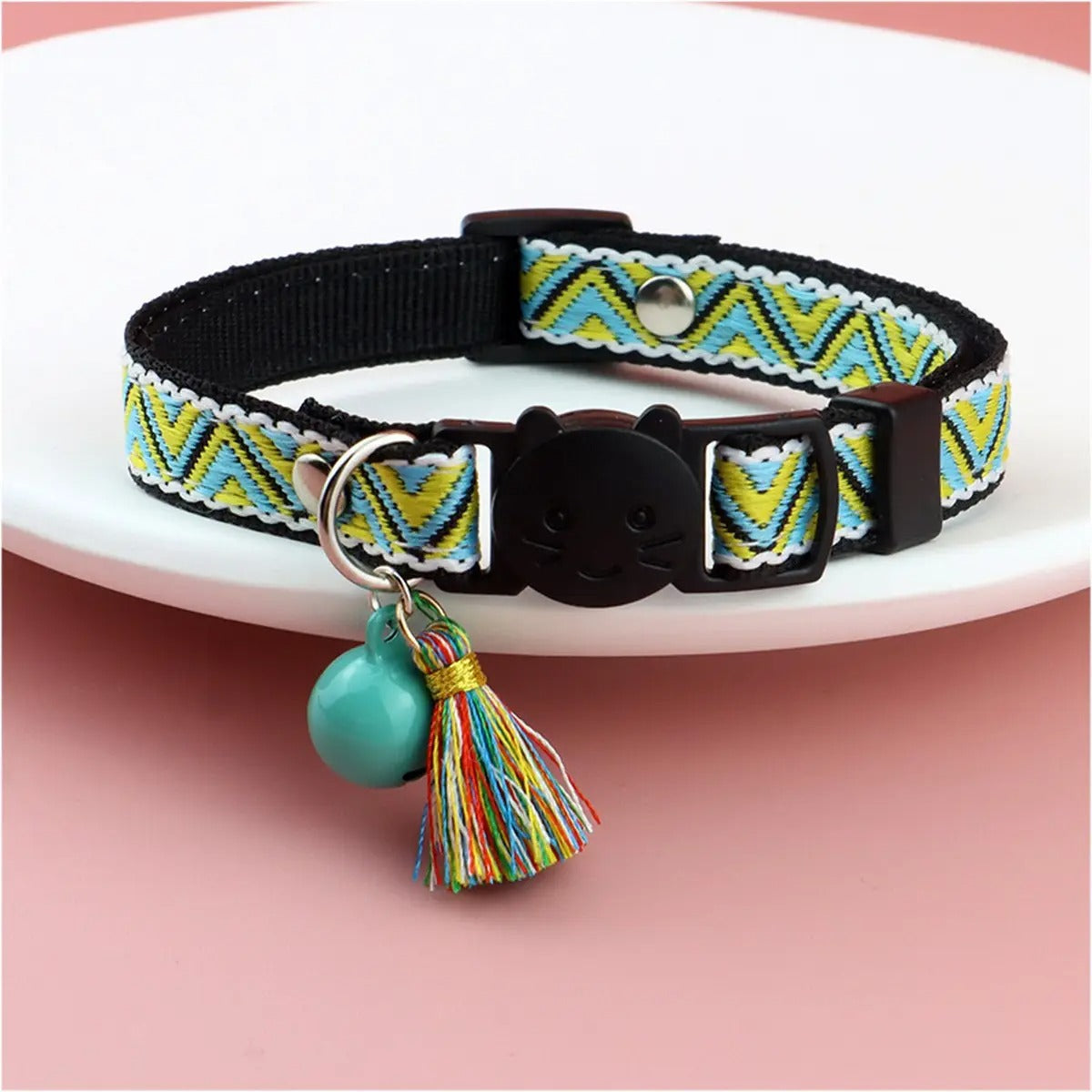 Jacquard Pet Collar With Bell And Tassel_CWMM5964