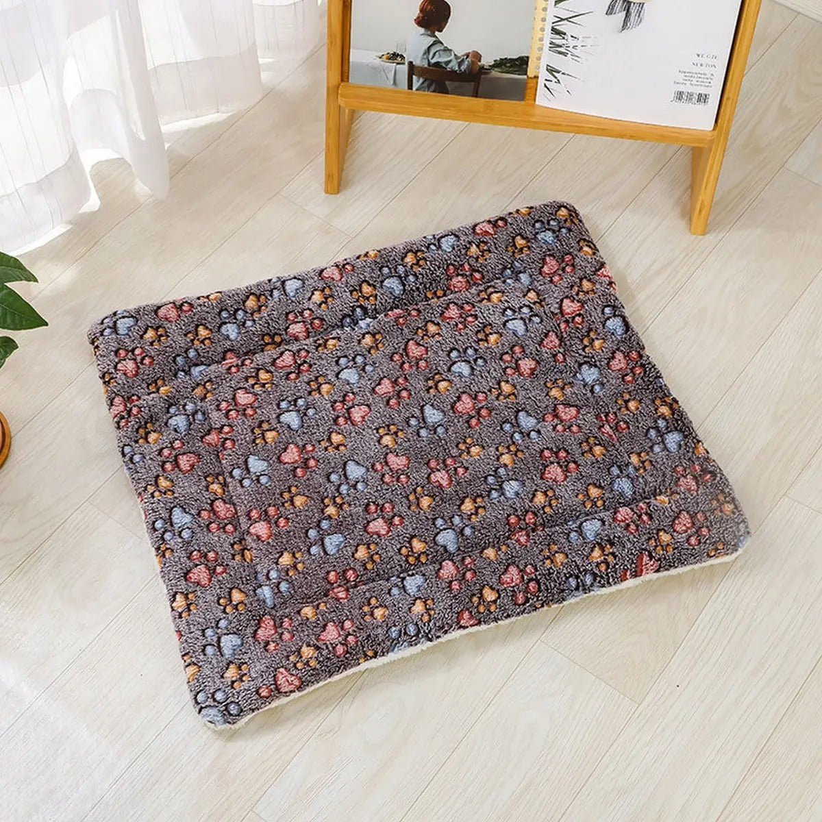 Double-Layer Plush Pet Blanket – Warm & Thick_CWMM5321