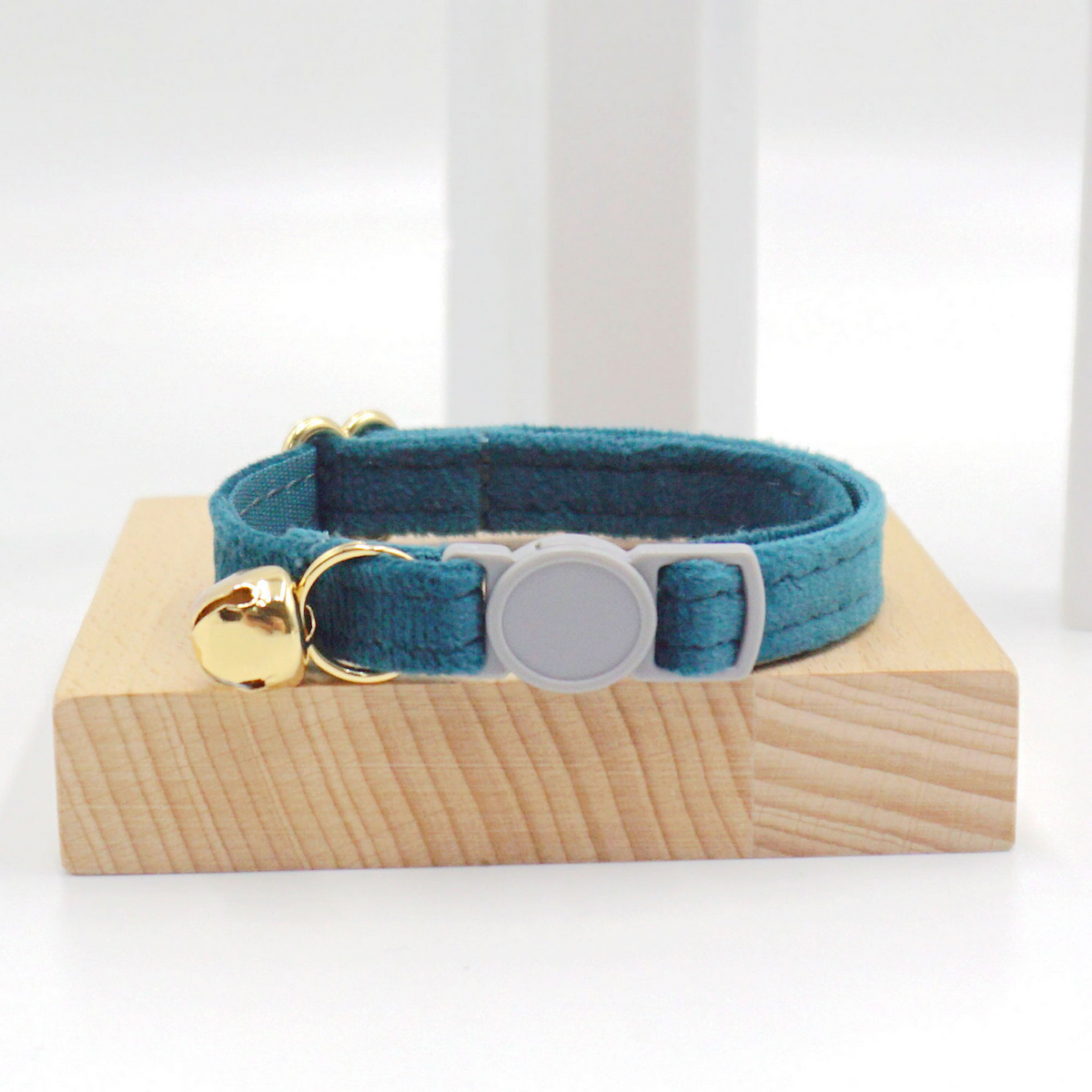 Custom Cat Collar – Bell & Engraved Name Tag_CWMM7101