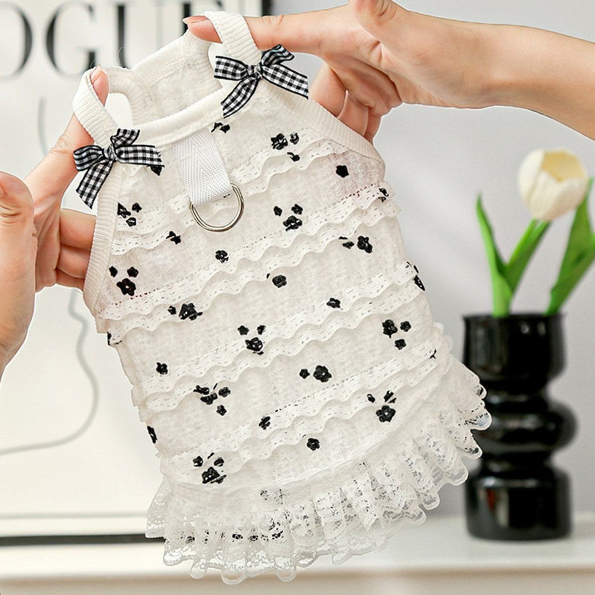 Layered Lace Pet Vest for Cats & Small Dogs_CWMM11058
