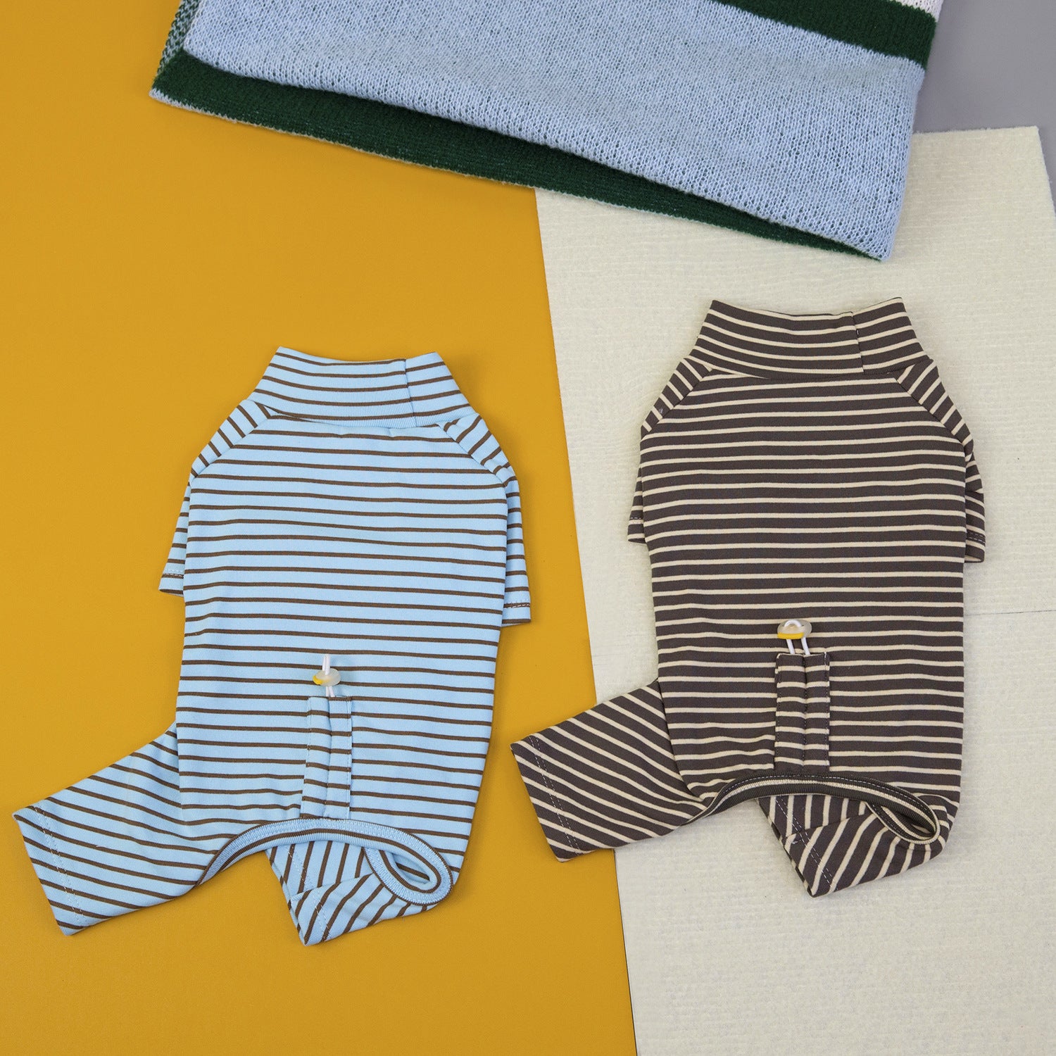 Comfortable Dog Fleece Jumpsuit for Winter_CWMM12197