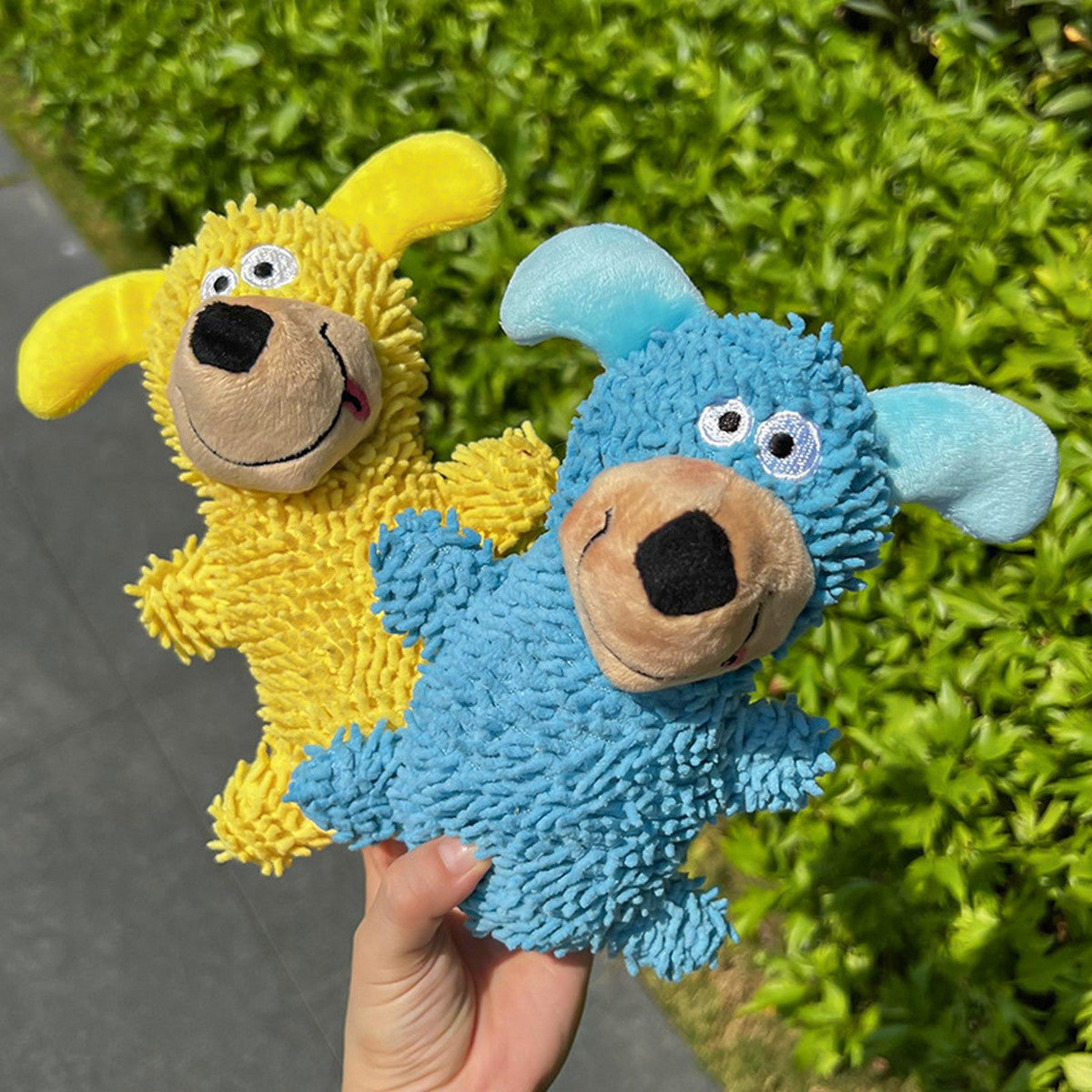 Cartoon Pet Toy – Squeaky Mop Plush Dog Toy_CWMM11163