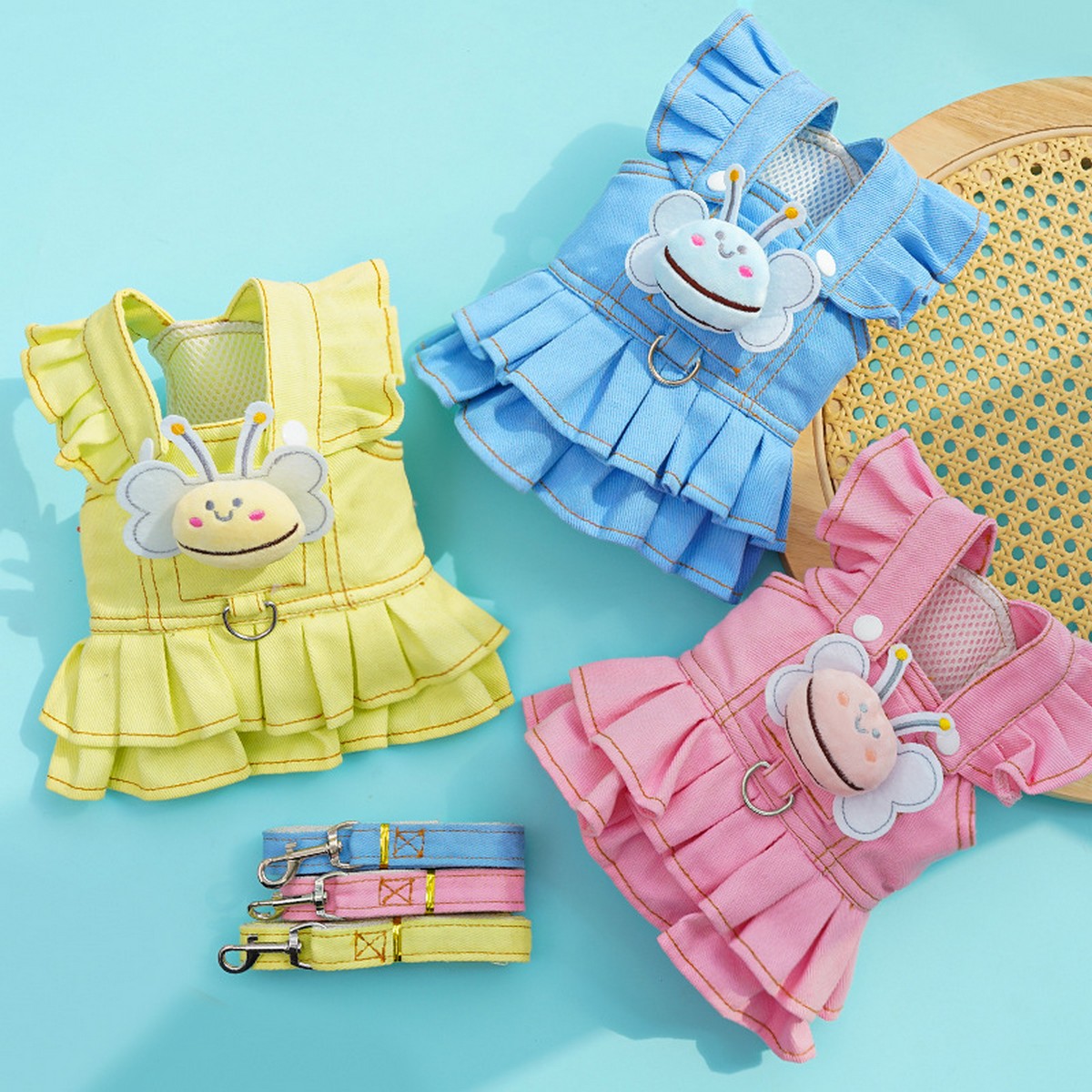 Dog Dresses Cute Denim Overalls with Leash Loop_CWMM11124