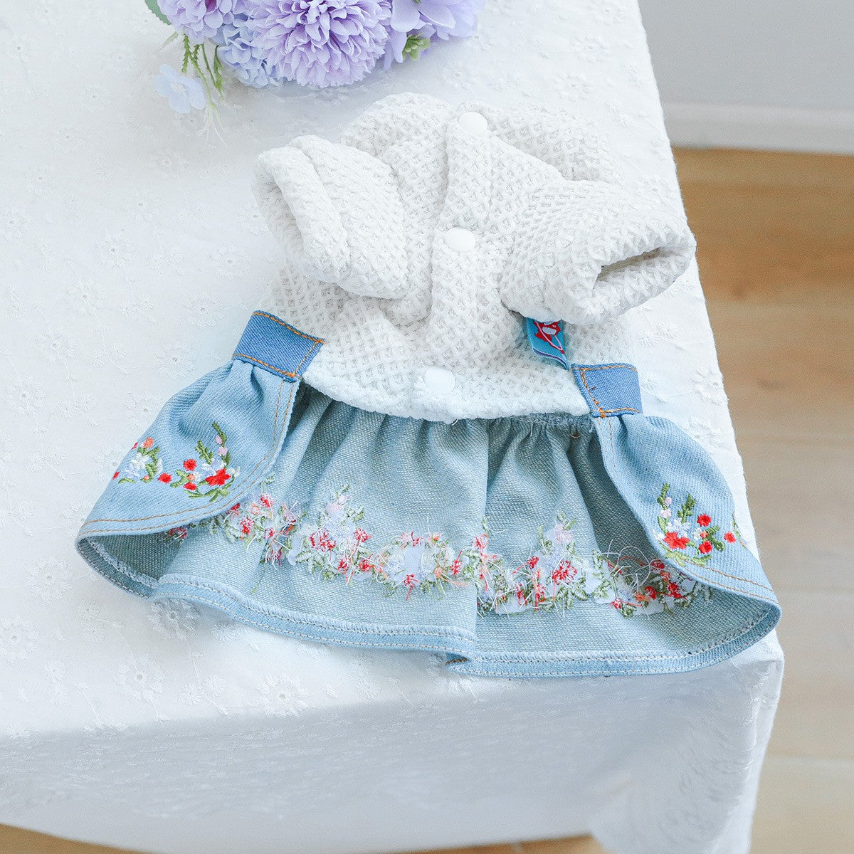 Pet Cozy Denim Dress with Floral Decor_CWMM13090