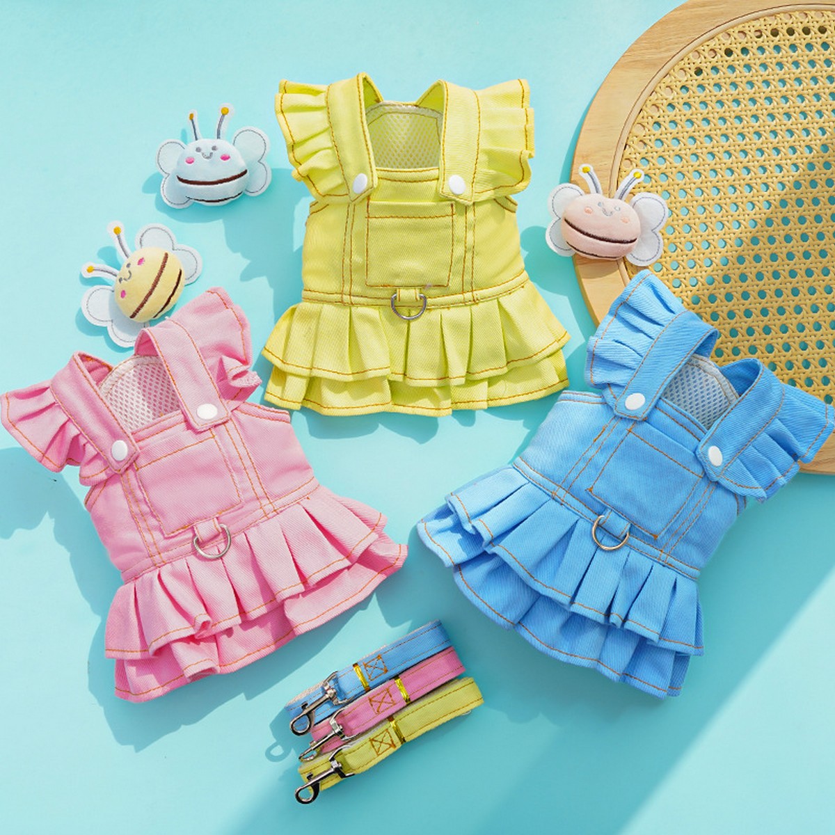 Dog Dresses Cute Denim Overalls with Leash Loop_CWMM11124