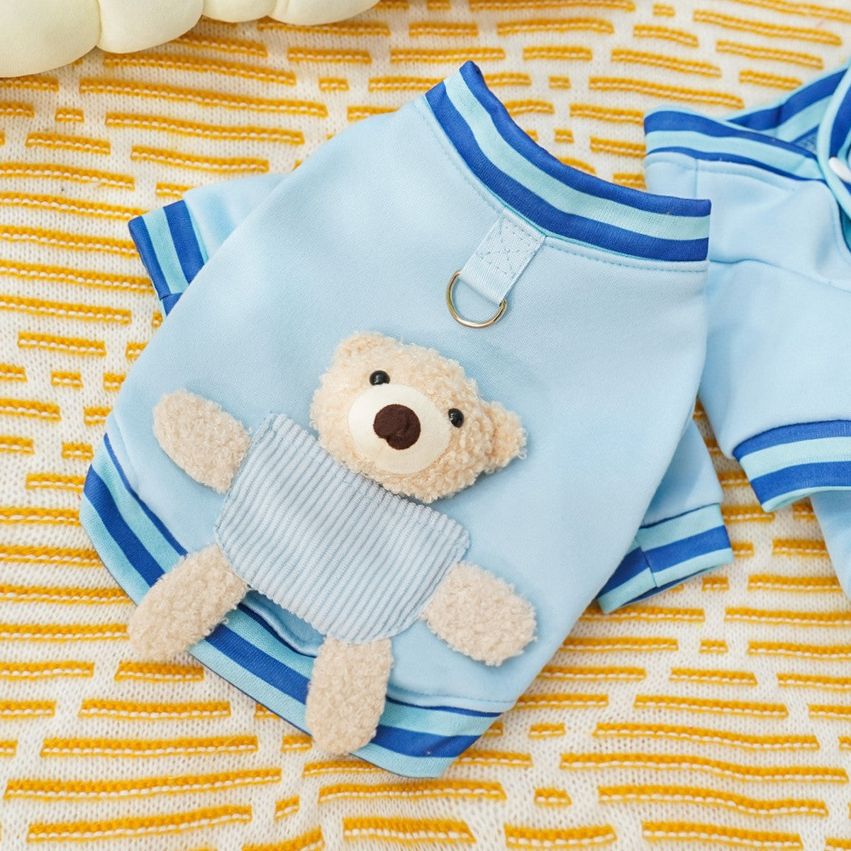 Trendy Pet Jacket – Warm Sporty Baseball Look_CWMM11169