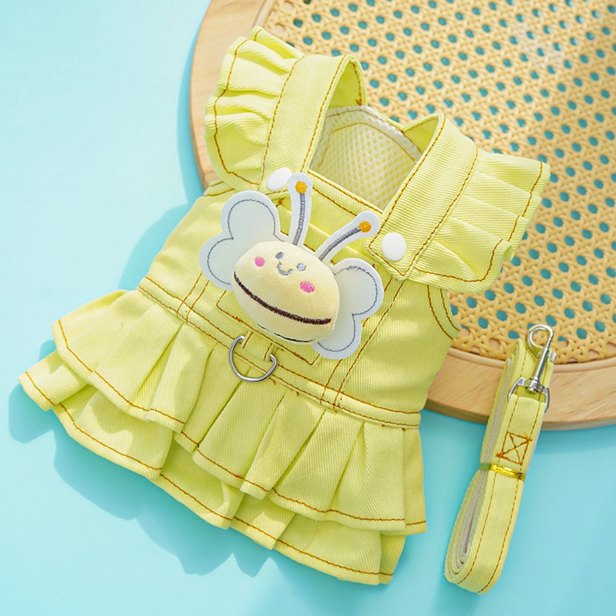 Dog Dresses Cute Denim Overalls with Leash Loop_CWMM11124