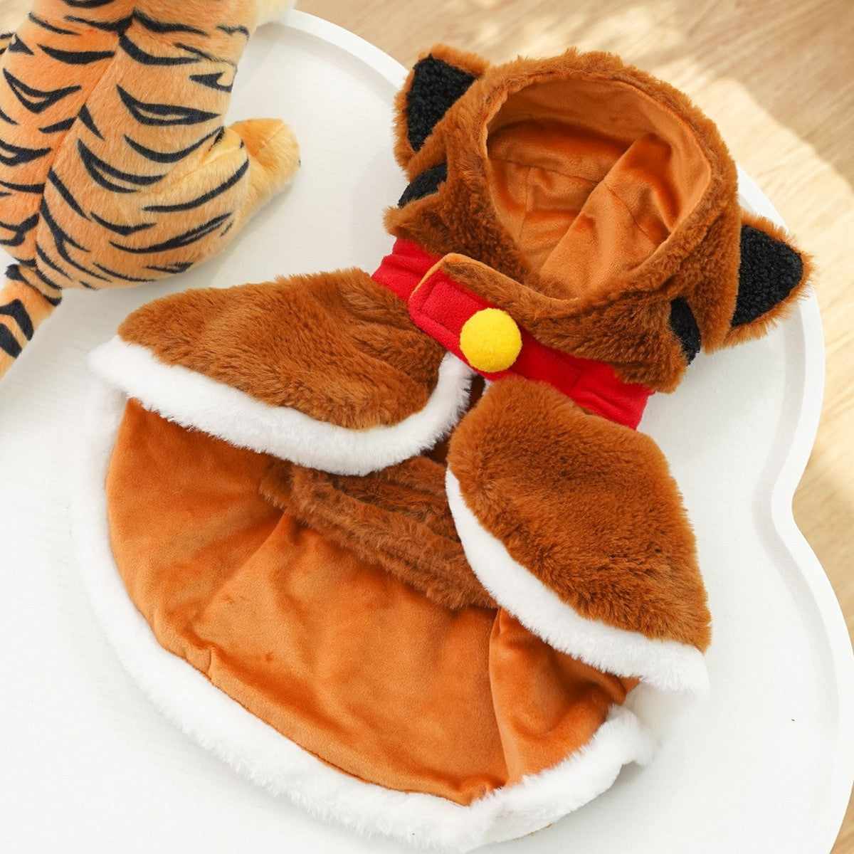 Tiger Plush Pet Cape – Warm Winter Cloak_CWMM11164