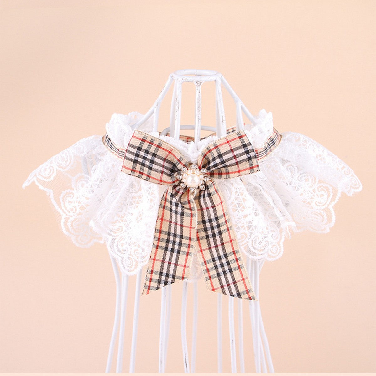 Festive Pet Scarf Collar – Plaid Lace Bow Decoration_CWMM11339