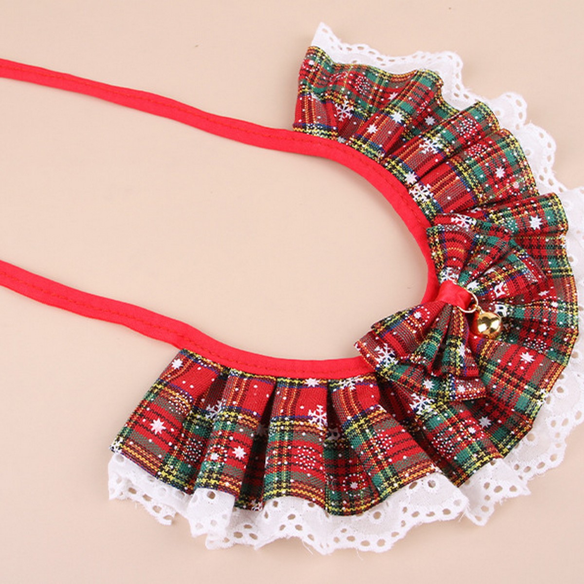 Festive Pet Scarf Collar – Plaid Bell Neck Accessory_CWMM11338