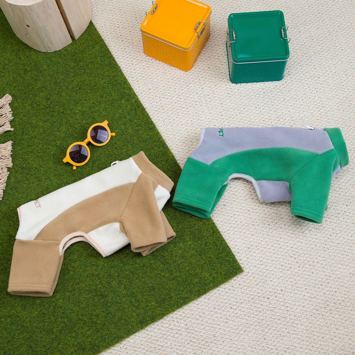 Cozy Fleece Dog Jumpsuit for Small Dogs_CWMM12232