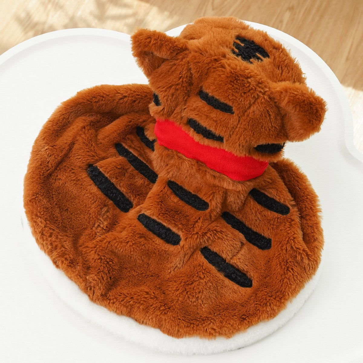 Tiger Plush Pet Cape – Warm Winter Cloak_CWMM11164