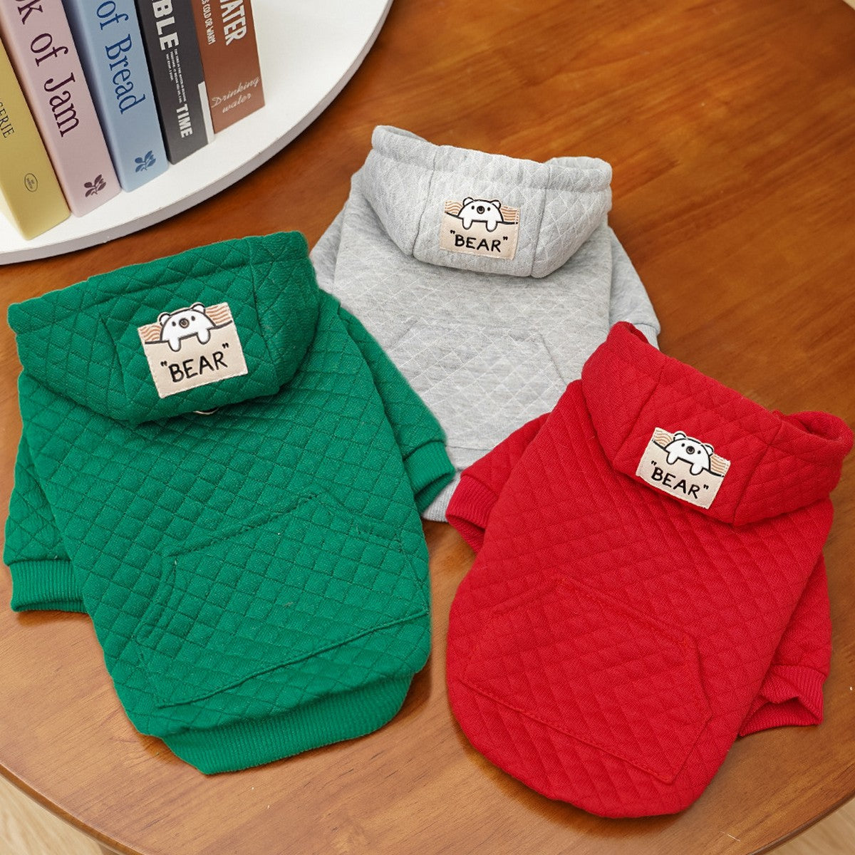 Sporty Pet Hoodie – Warm Fall & Winter Outfit_CWMM11082