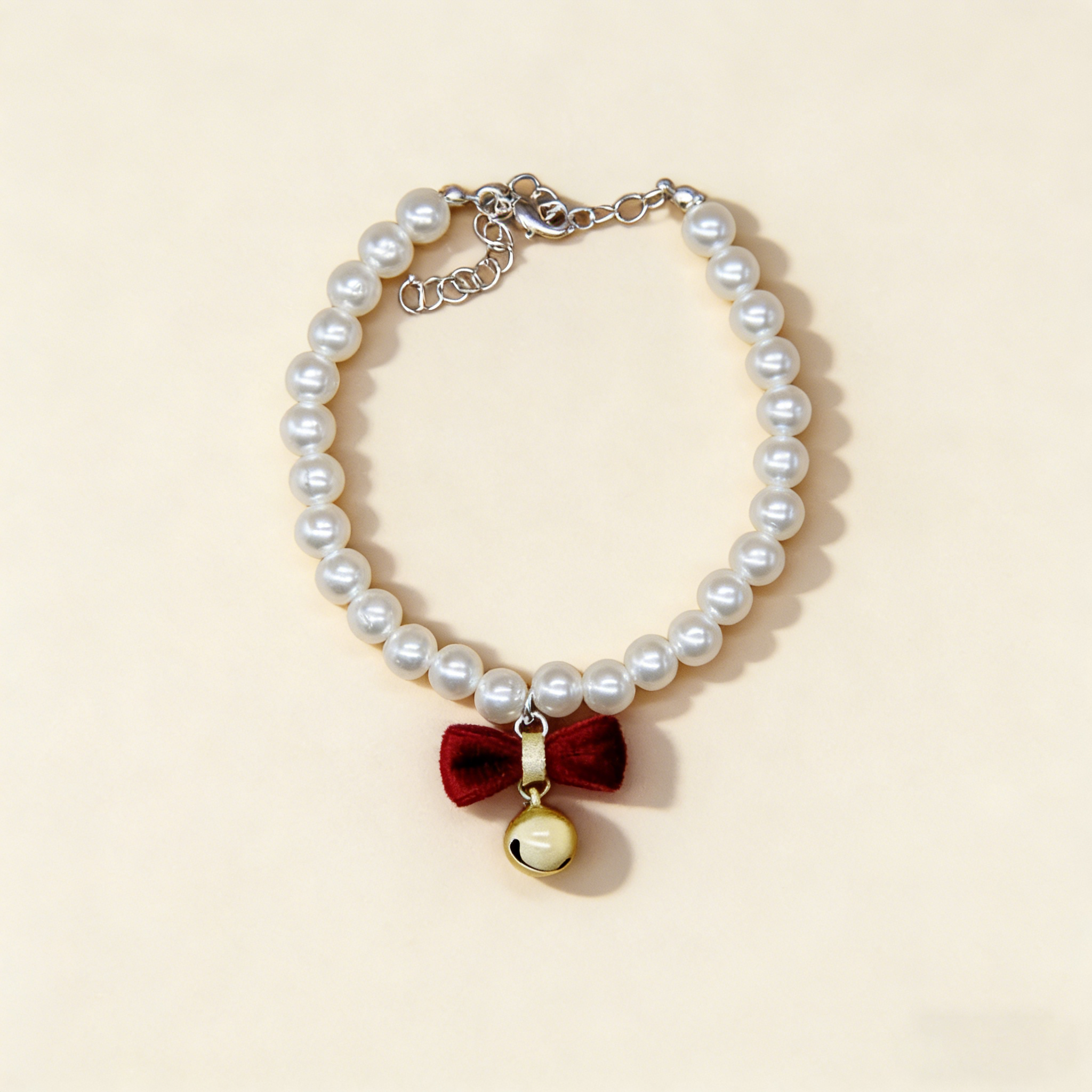 Chic Velvet Bow Pet Collar with Pearl Detail_CWMM13180