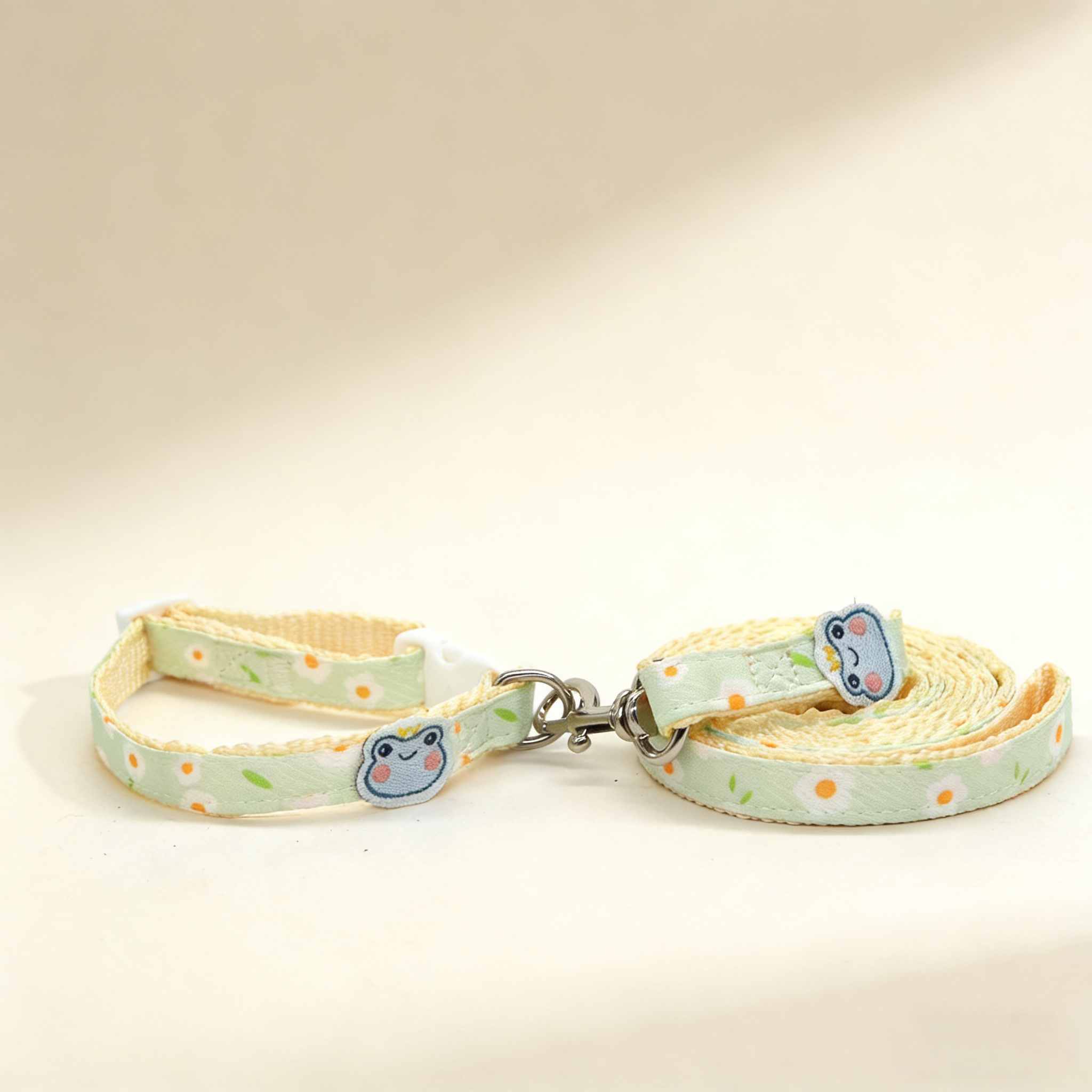Cute Pet Collar Cartoon Flower Standard Buckle_CWXQ4-03MXQ
