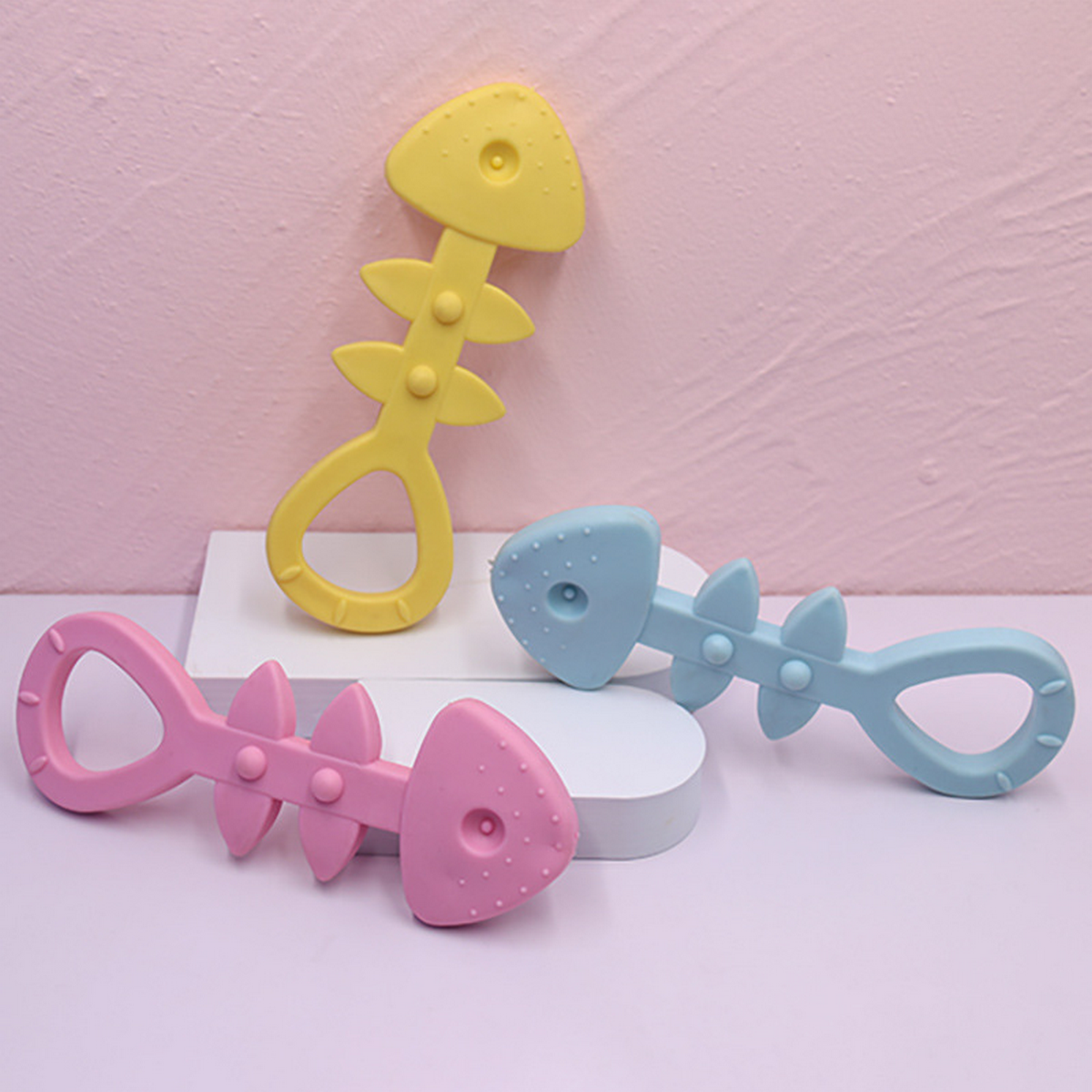 New TPR Dog Toy Fish Bone Chew & Dental Treat_CWMM7230