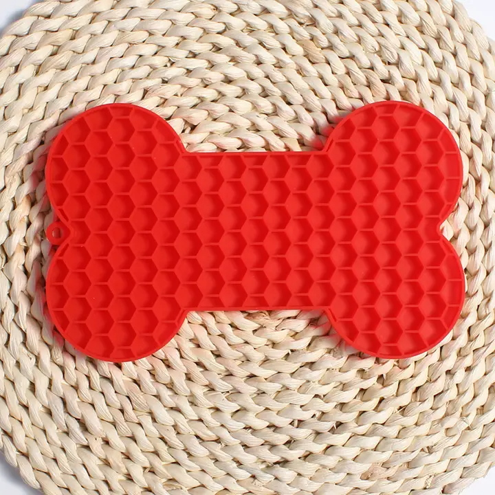 PawFeast Bone-Shaped Lick Mat for Dogs_CWMM6902