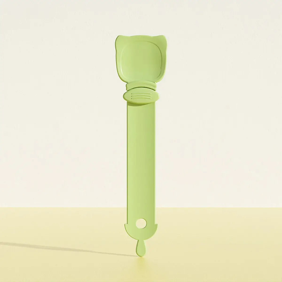 2-in-1 Cat Treat Squeezer and Feeding Spoon_CWMM6286