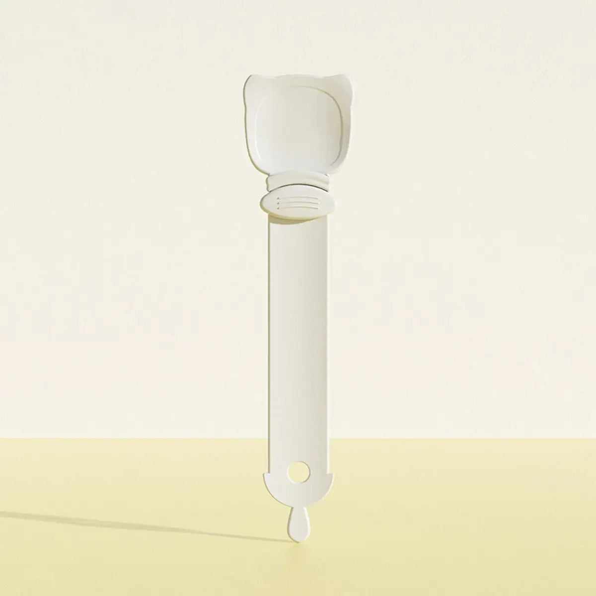 2-in-1 Cat Treat Squeezer and Feeding Spoon_CWMM6286