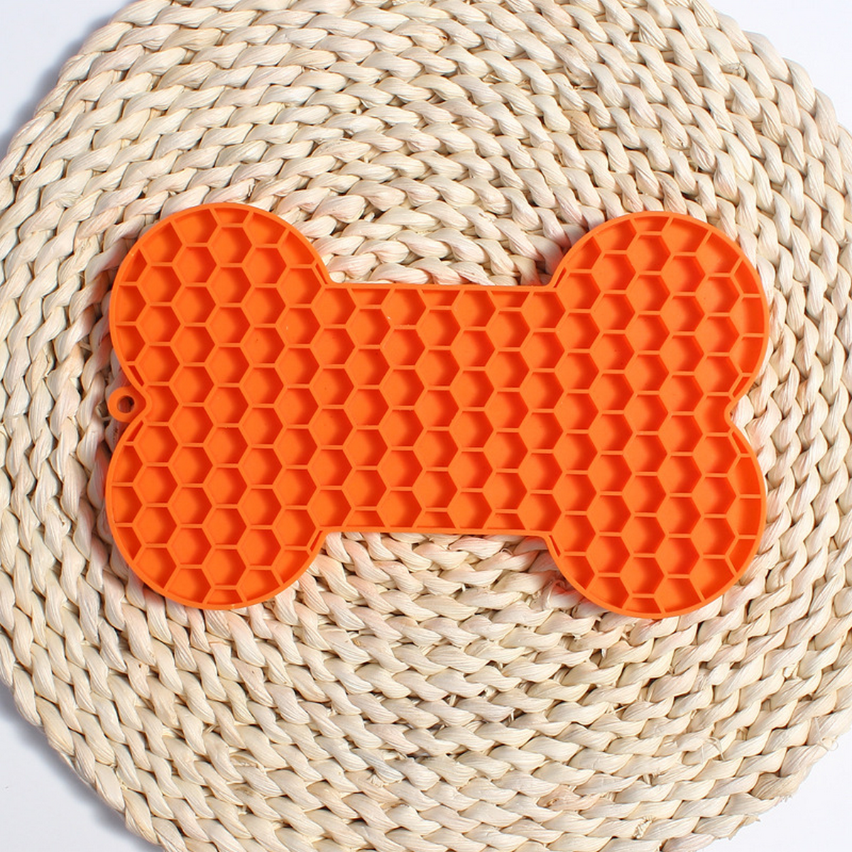 PawFeast Bone-Shaped Lick Mat for Dogs_CWMM6902