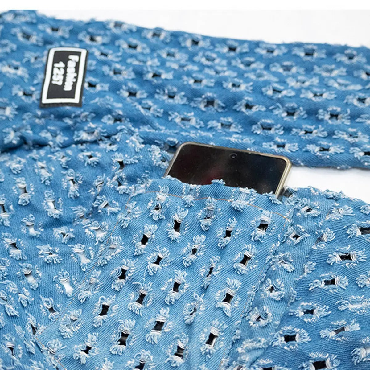 Denim Pet Sling Bag for Cats and Dogs_CWMM6888