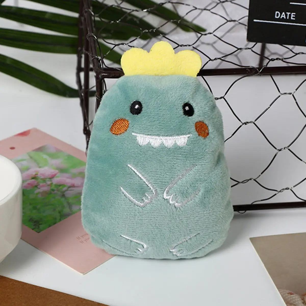 New Cartoon Plush Pet Toy |Durable & Interactive_CWMM5365