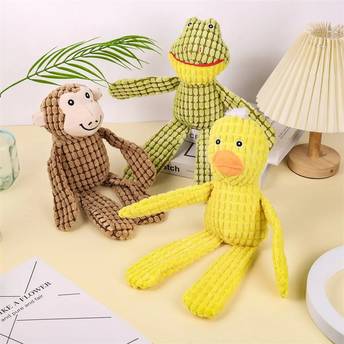 Corn fleece pet toys to soothe your dog's worriesp_CWMM5477