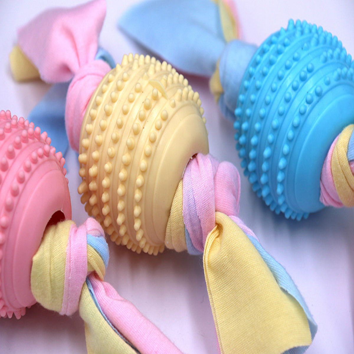 Chew Toy for Dogs with Fabric Strips & Rubber Ball_CWMM7231